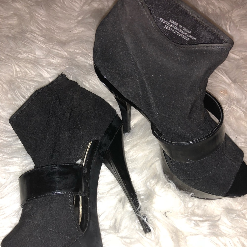 Booties - Picture 4 of 4